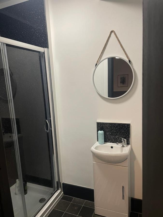 Elegant Studio1 Netflix Bathroom Close To Beach Суонси Экстерьер фото